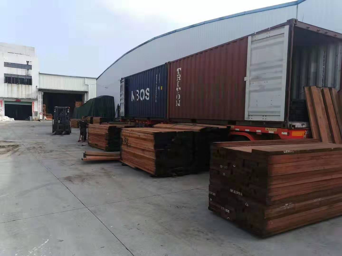 今日貨訊，剛果進(jìn)口沙比利，胡桃木長(zhǎng)料到貨。